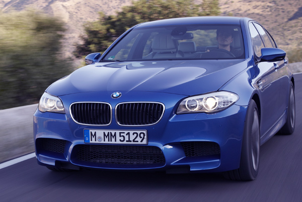  Bild 2 - BMW M5 F10 